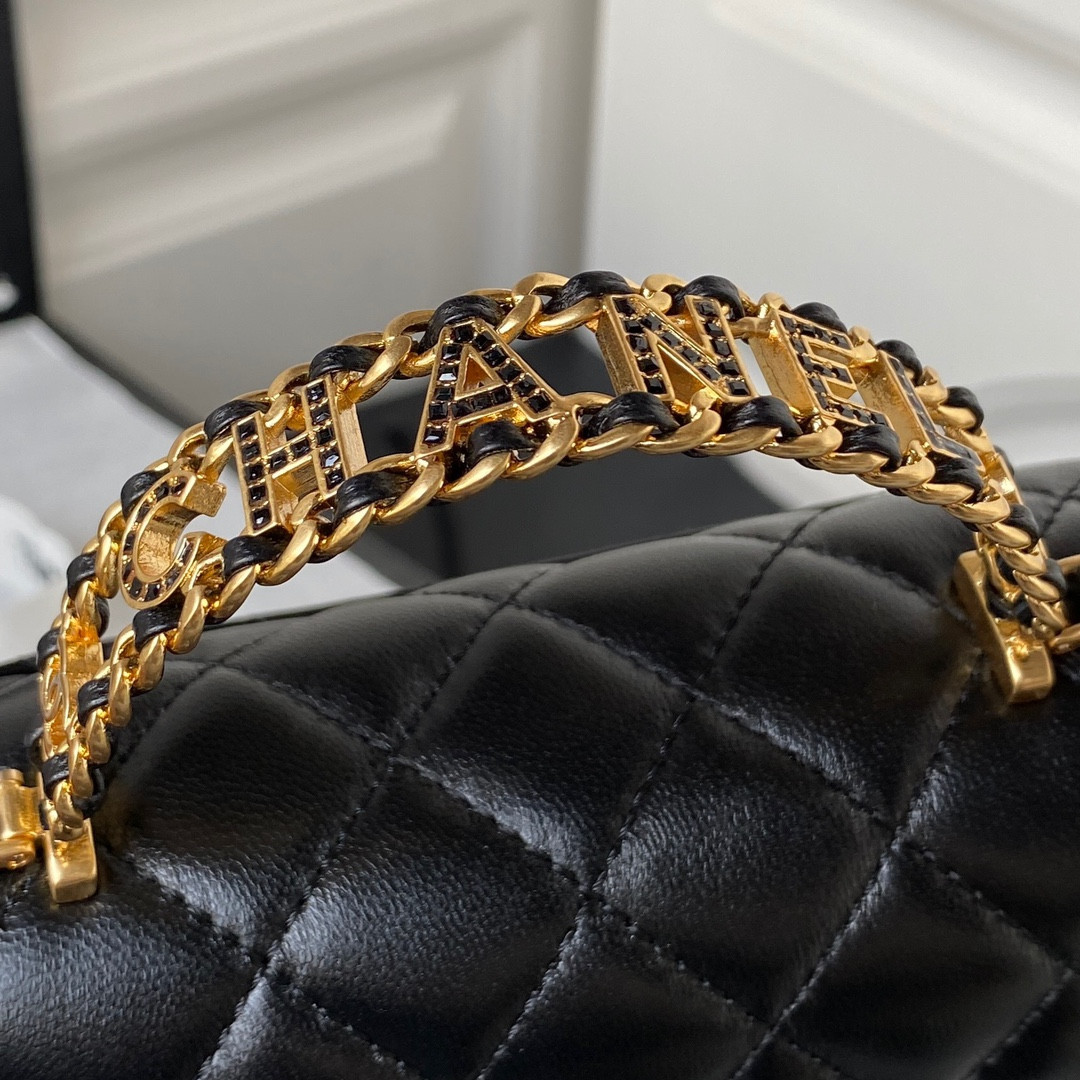 Ch**el MINI CLASSIC HANDBAG WITH TOP HANDLE 12 × 20 × 6 CM