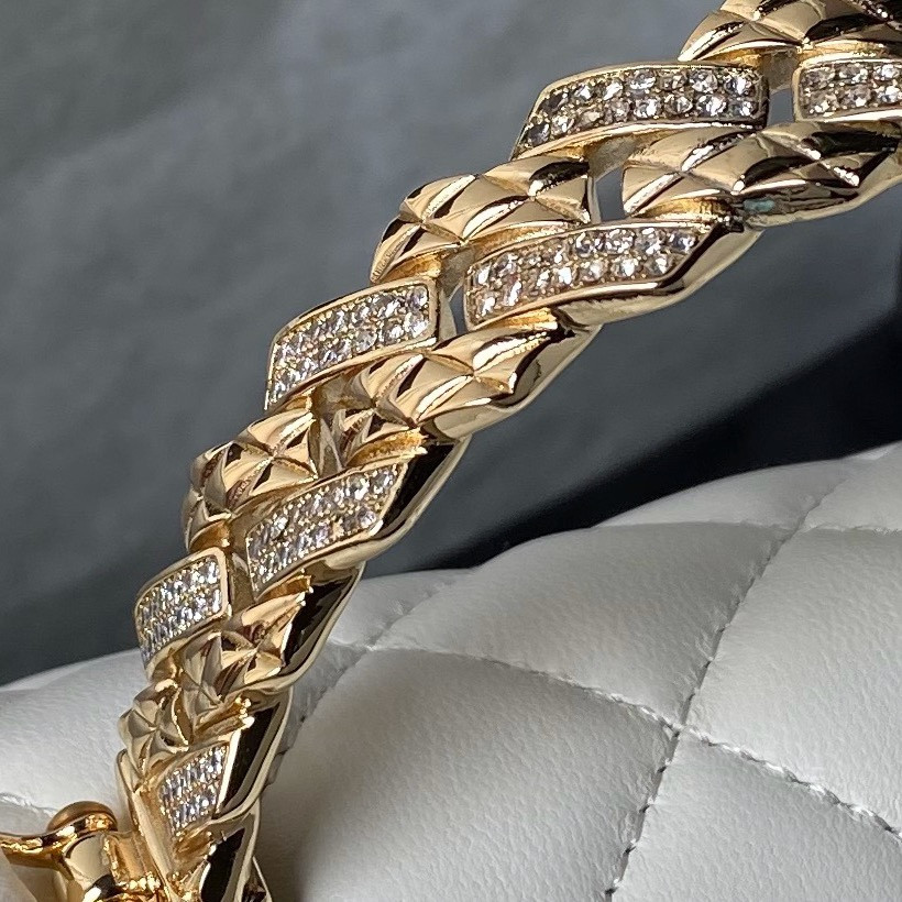 Ch**el 24A Mini Classic Handbag 12 × 20 × 6 cm