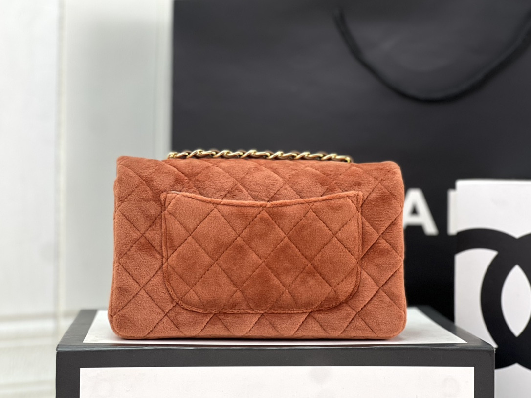 Ch**el Classic Flap Bag 20cm