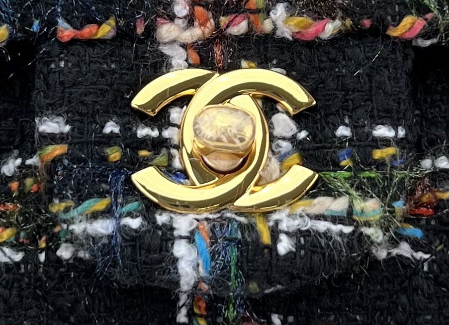 Ch**el Classic Flap Bag 25cm