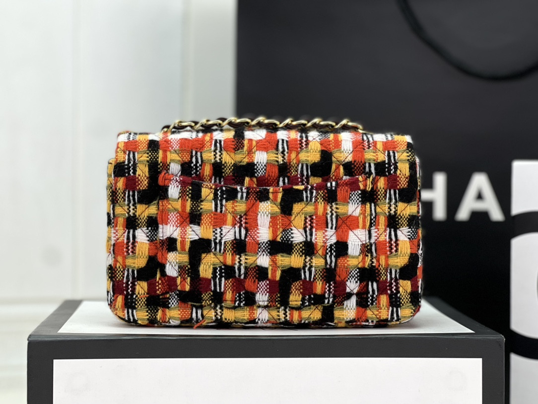 Ch**el Classic Flap Bag 20cm