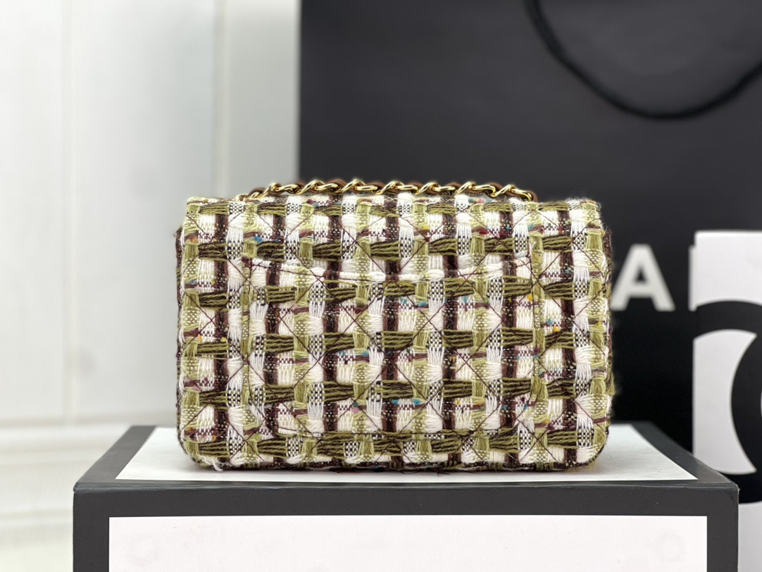 Ch**el Classic Flap Bag 20cm