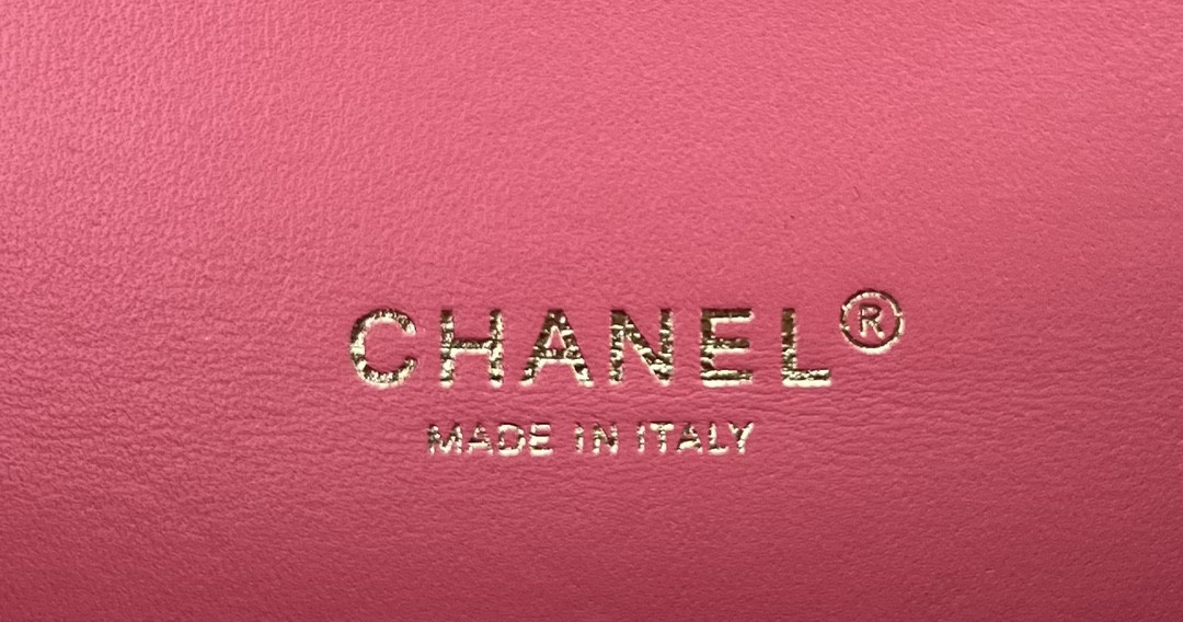 Ch**el Classic Flap Bag 25cm