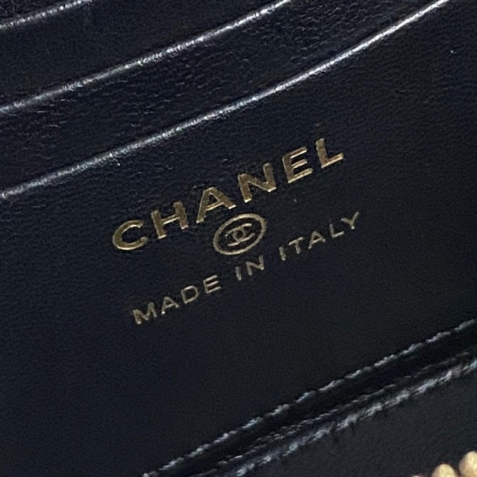 Ch**el Clutch With Chain 9.5x 17x 8CM