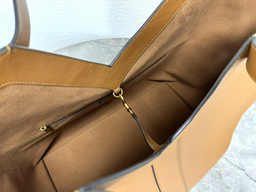 Y51 WHY TOTE 38 50x33x16cm