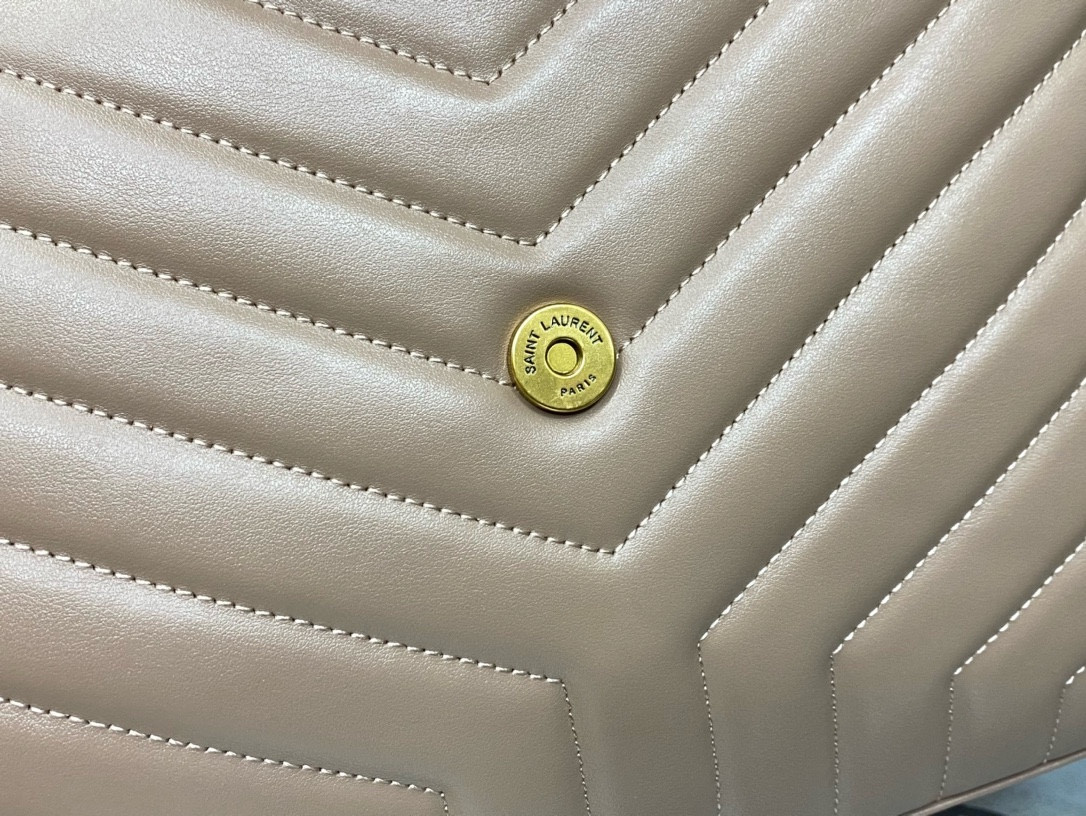 Y51 LOULOU QUILTED LEATHER 32x22x9cm