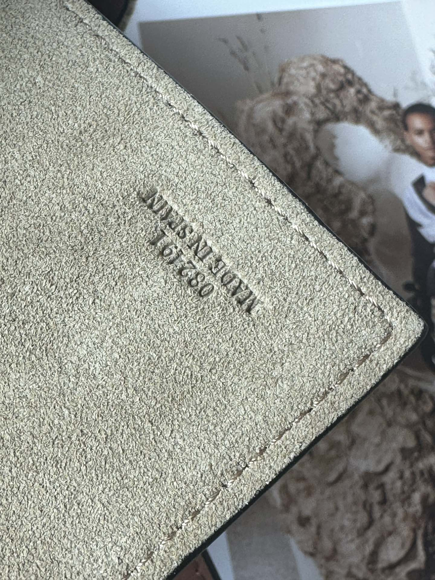 L0ew* Anagram Tote 22x9x19.5cm (no charm)