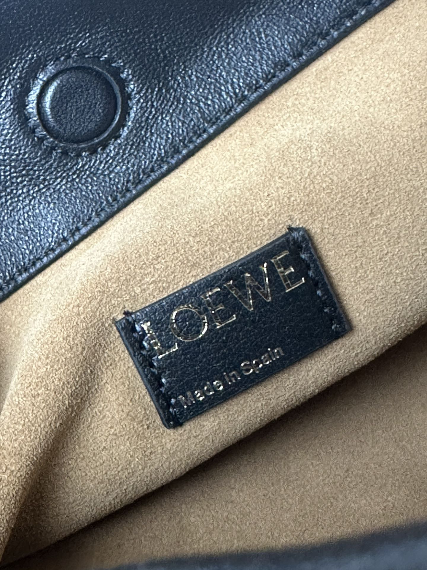 L0ew* Medium Flamenco purse in mellow nappa lambskin 30x10.5x20cm