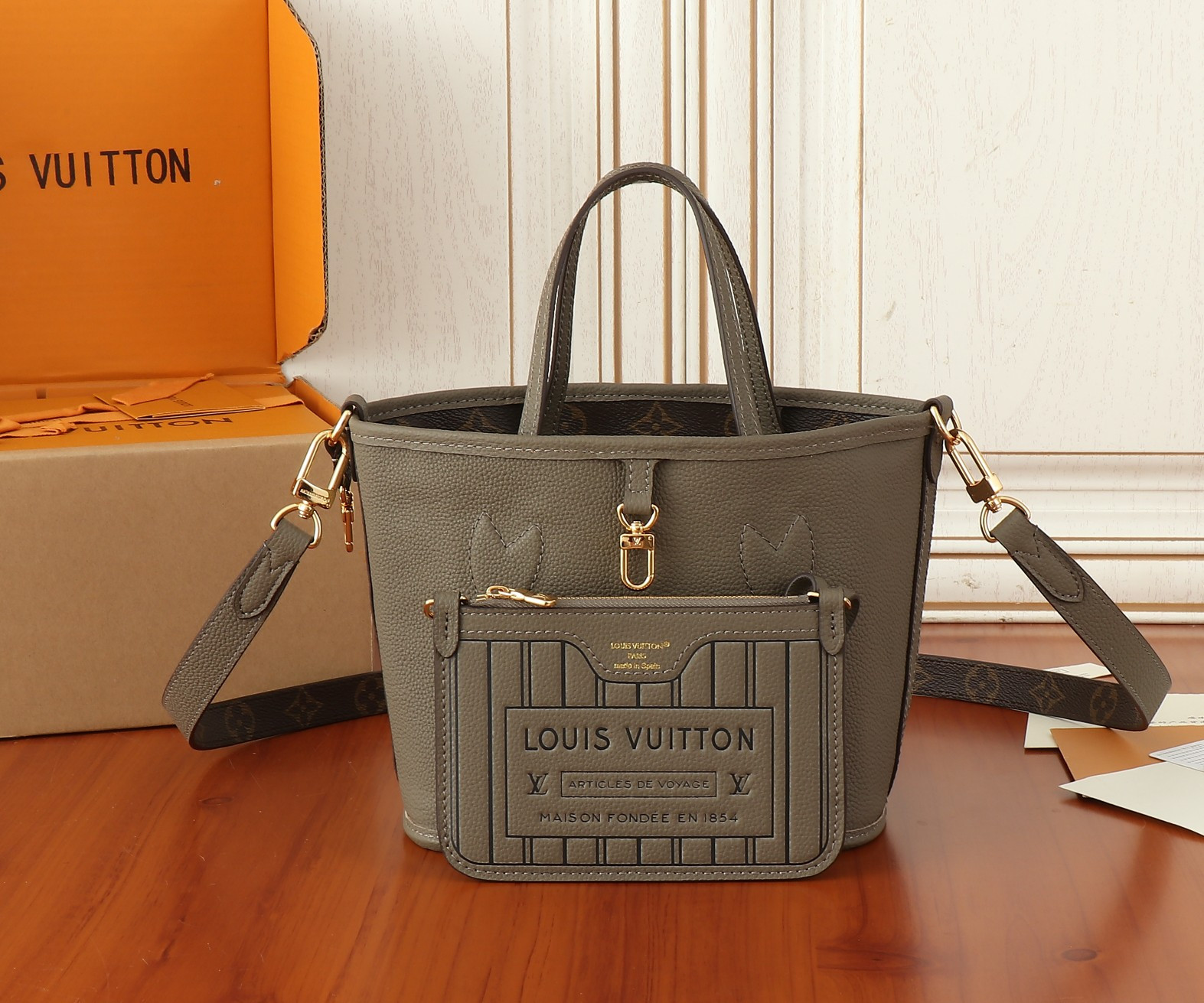 LV Neverfull Bandoulière Inside Out BB M12109 24x14x9cm