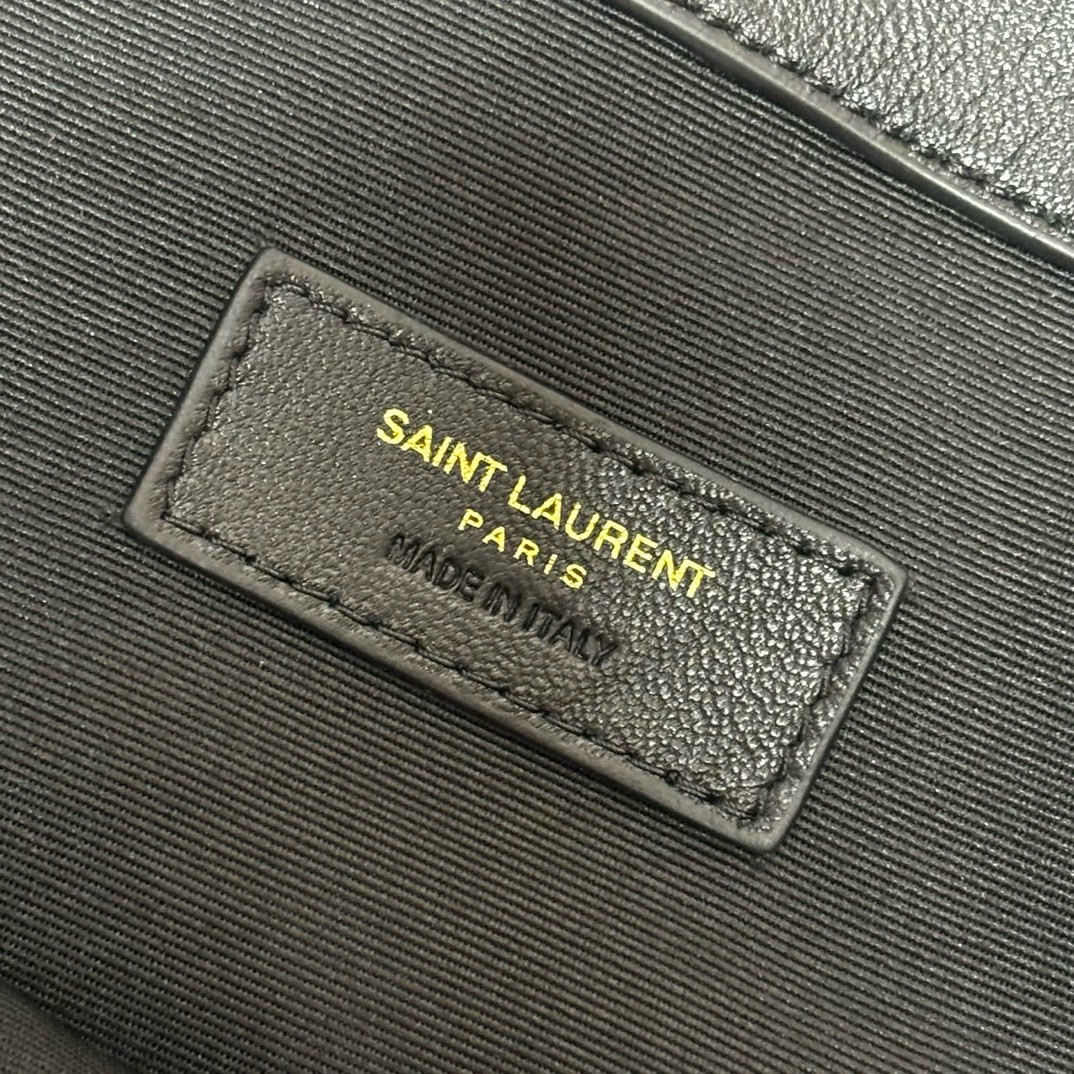 Y51 JAMIE 4.3 LARGE POCHON in lambskin 27x34x3cm