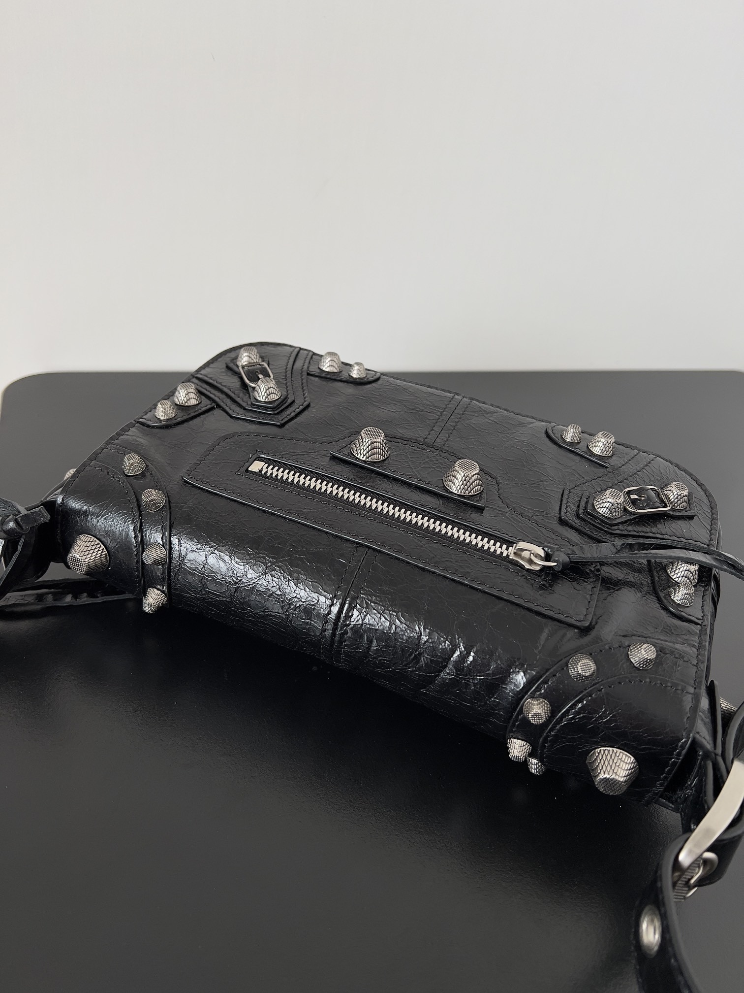 Ba1en*iaga Le Cagole Mini Flap Bag in Black 20 x 14 x 5 cm