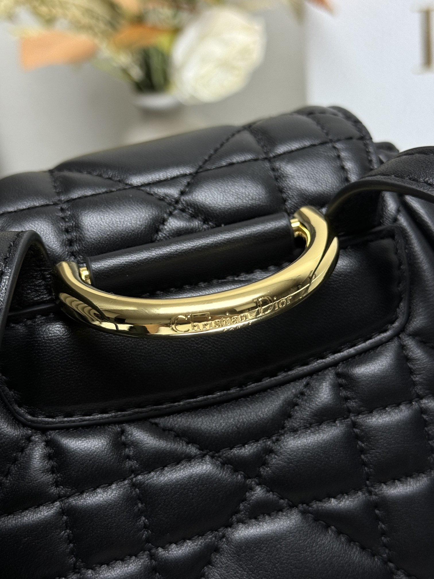 D10r Caro Backpack Small 19.5 x 18.5 x 8.5 cm