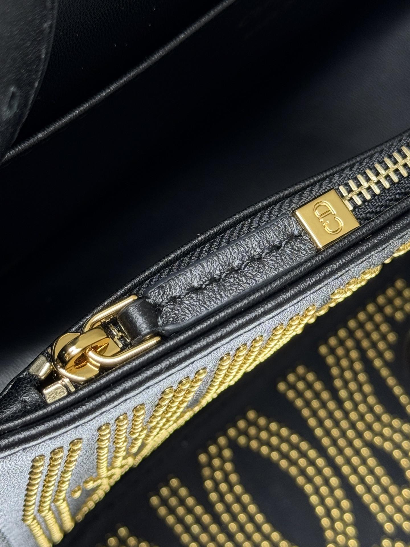 D10r Miss D10r flap bag 22 x 11 x 6 cm