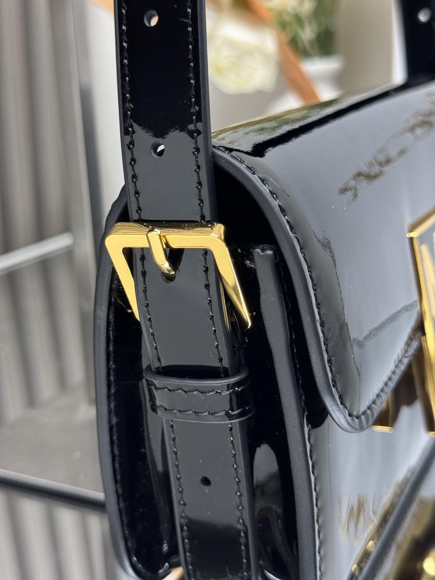 D10r Miss D10r flap bag 22 x 11 x 6 cm(Patent Calfskin)