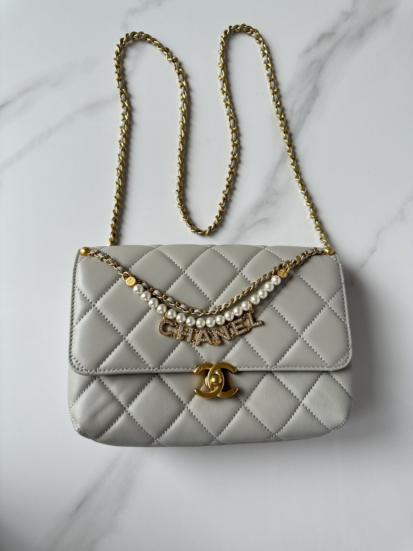 Ch**el Flap Bag 23x15x9cm