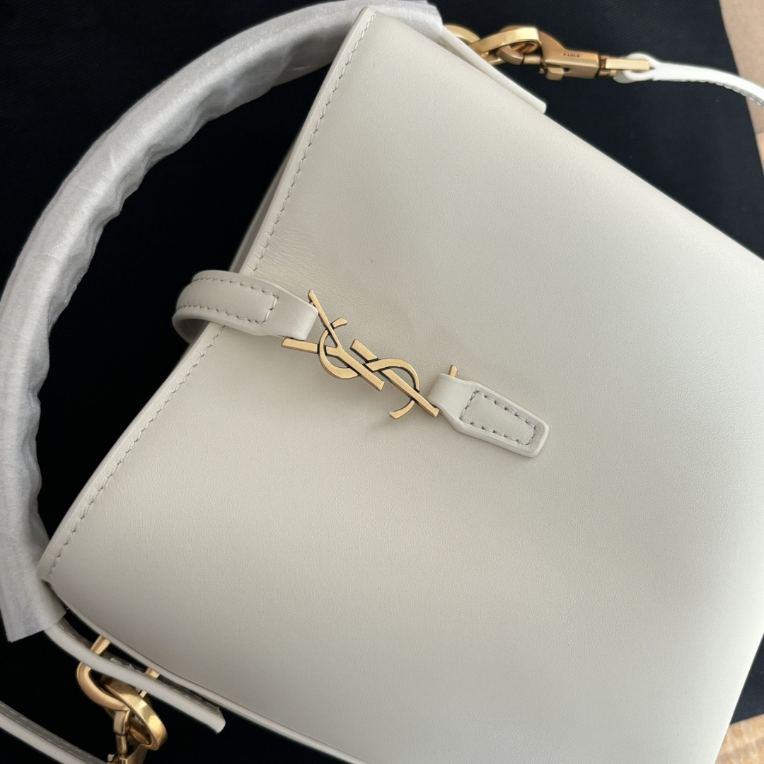 Y51 LE 37 Mini (Shiny Leather)  15x13x6cm