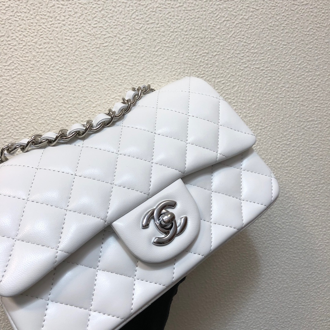 Ch**el MINI FLAP BAG white 12 × 20 × 6 cm