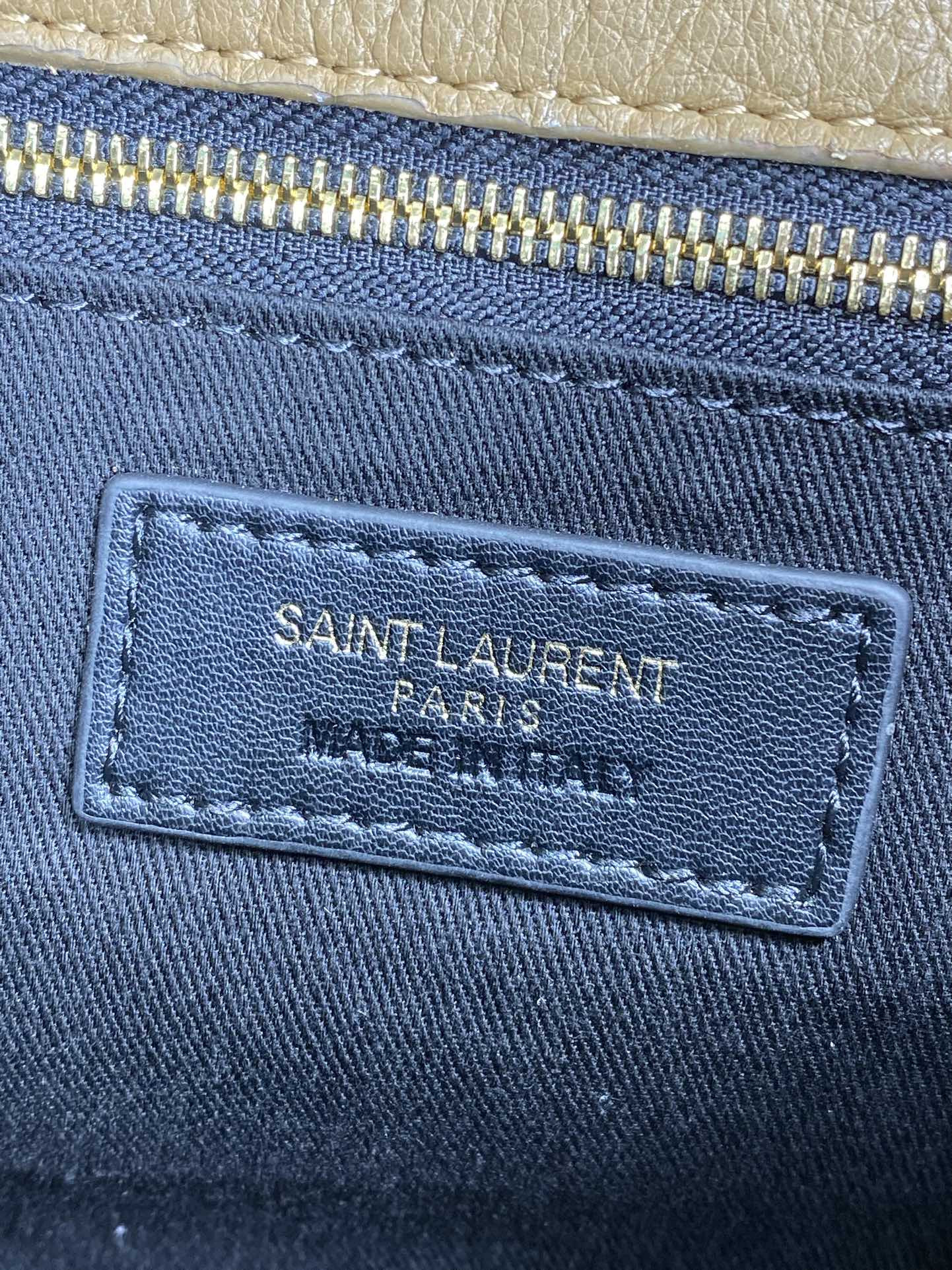 Y51 CASSANDRE large envelope pouch in lambskin 29.5x18x4.5cm