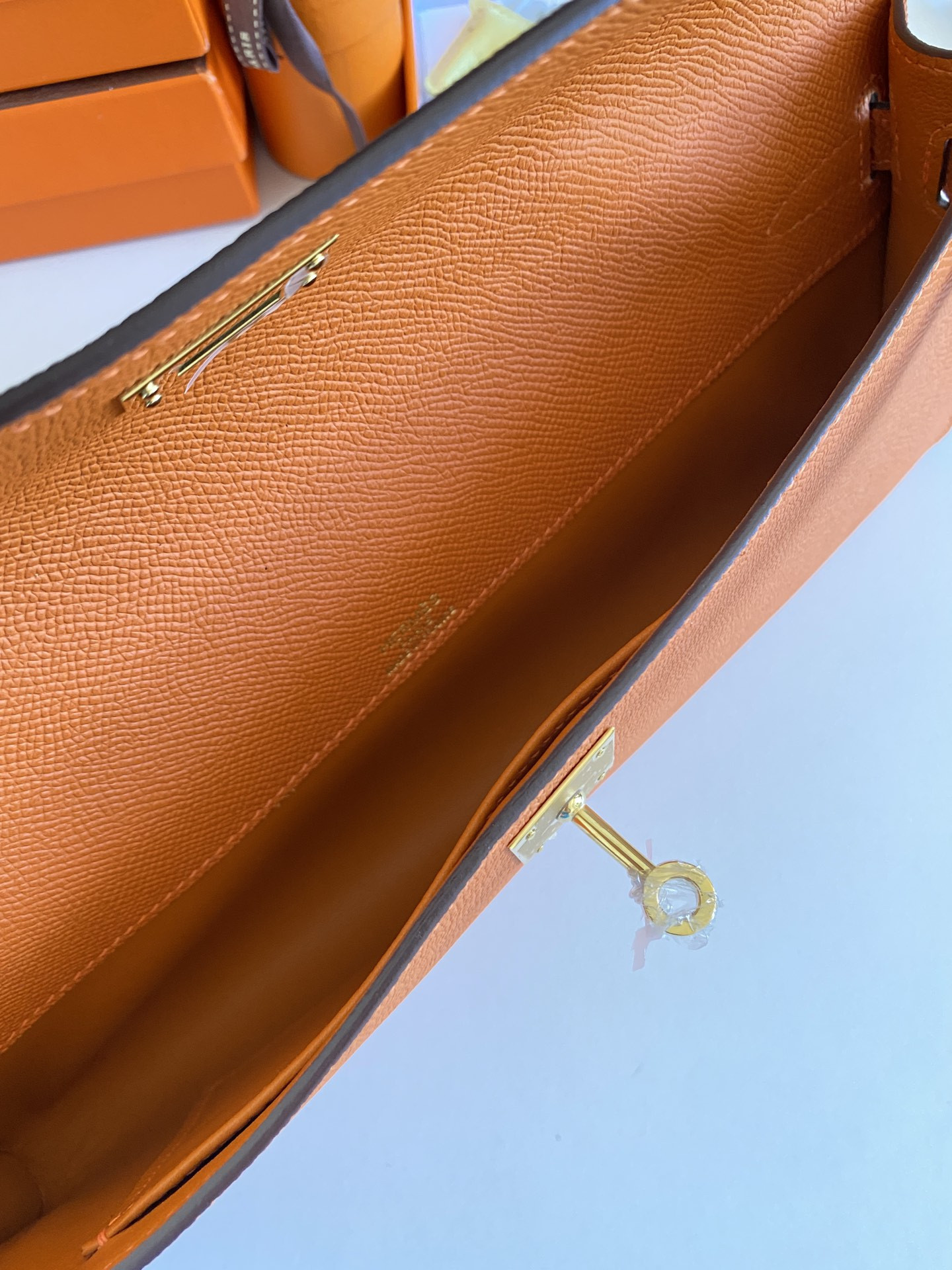 H**me5 Kelly Cut 31cm Epsom Leather