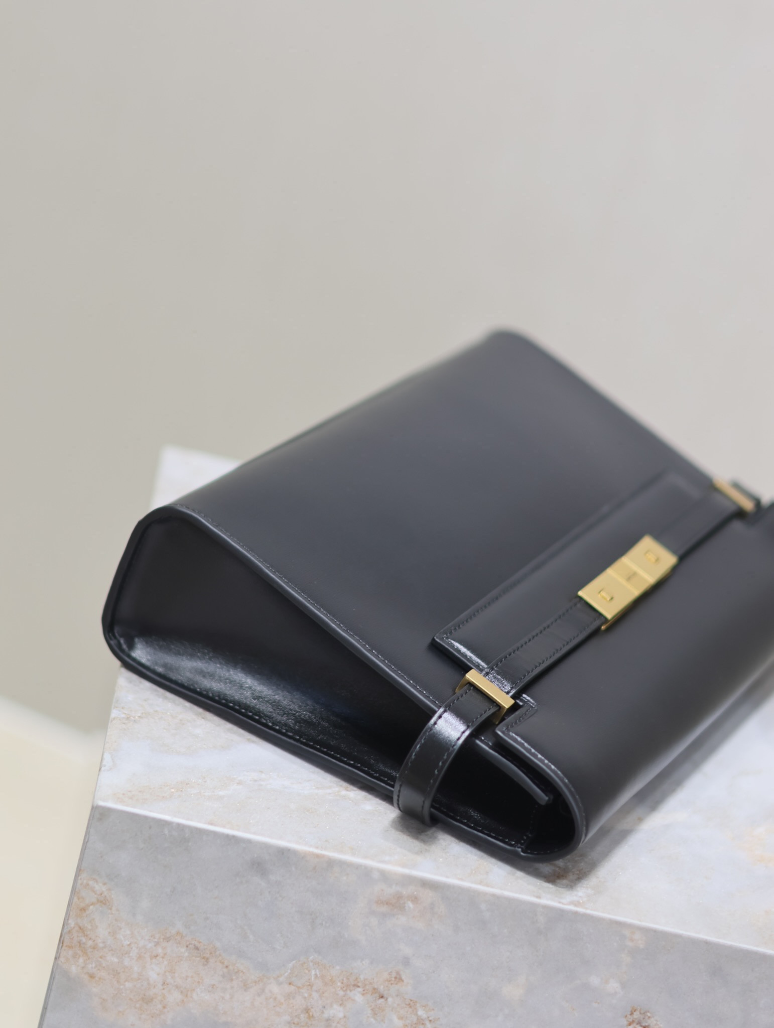 Y51 MEDIUM MANHATTAN in BOX Sa1nt Lau*nt 29x20x7.5cm