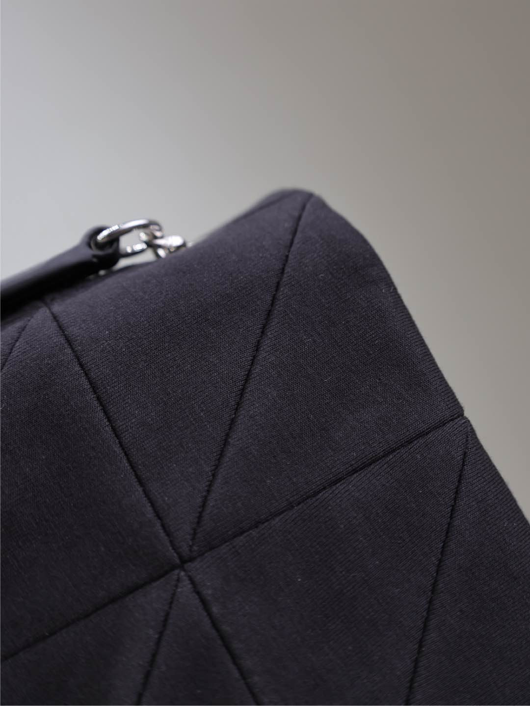 Y51 Jamie Medium 25x15x7.5cm