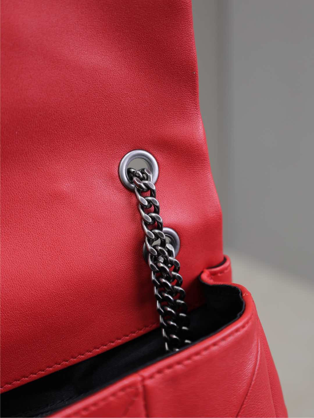 Y51 Jamie Medium 25x15x7.5cm