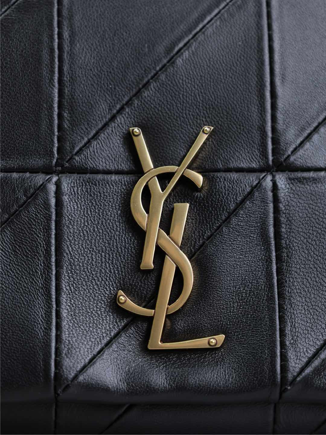 Y51 Jamie Large 33×22×7.5cm