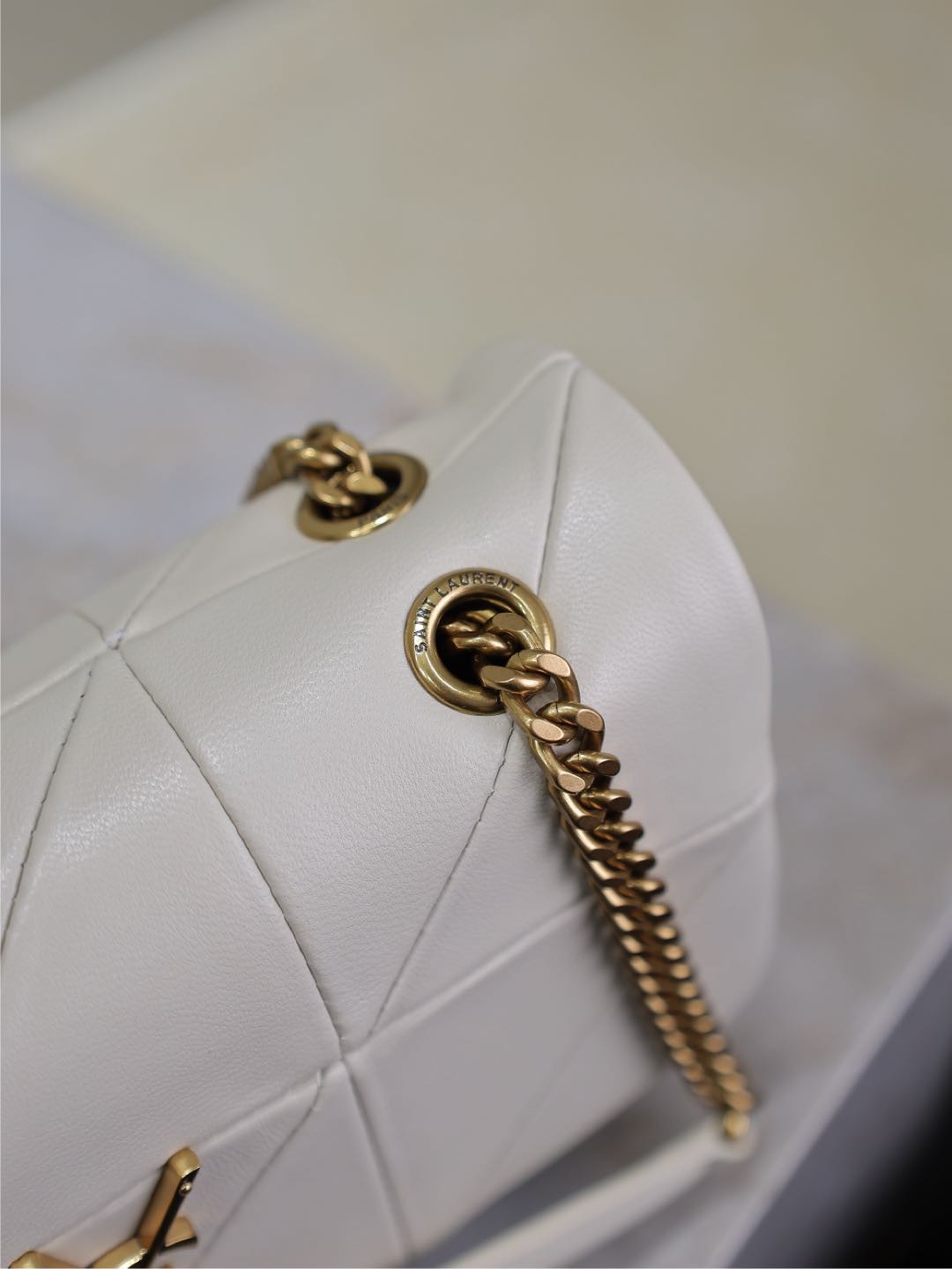 Y51 Jamie 20×12.5×6.5cm