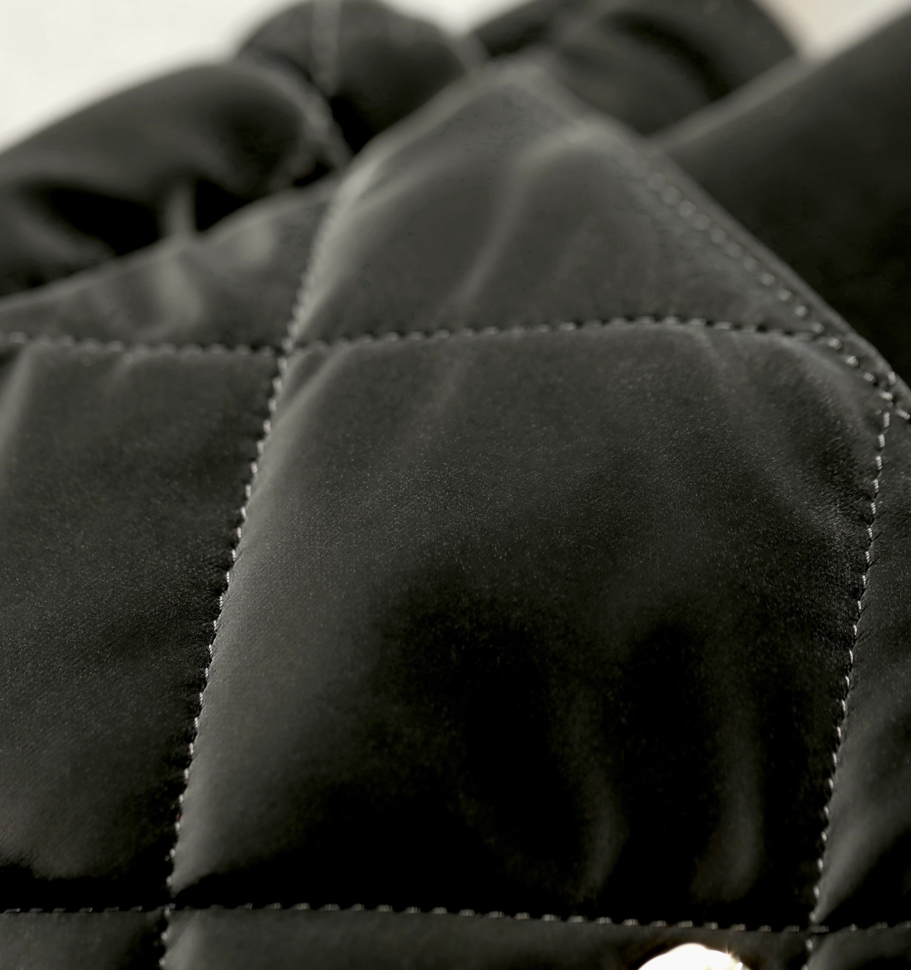 Ch**el Hobo Handbag 20x32x12cm