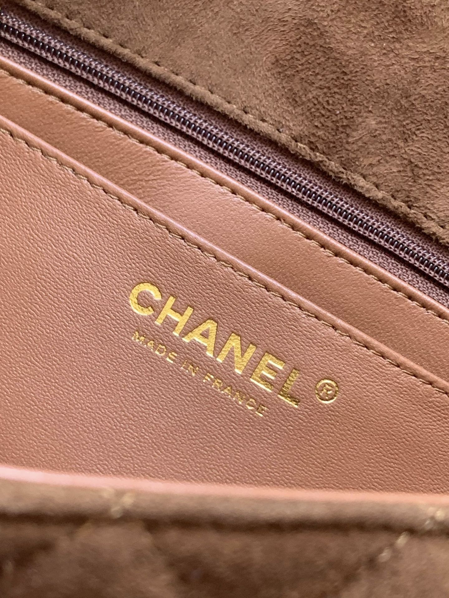 Ch**el MINI CLASSIC 11.12 HANDBAG 20 12×20×6cm