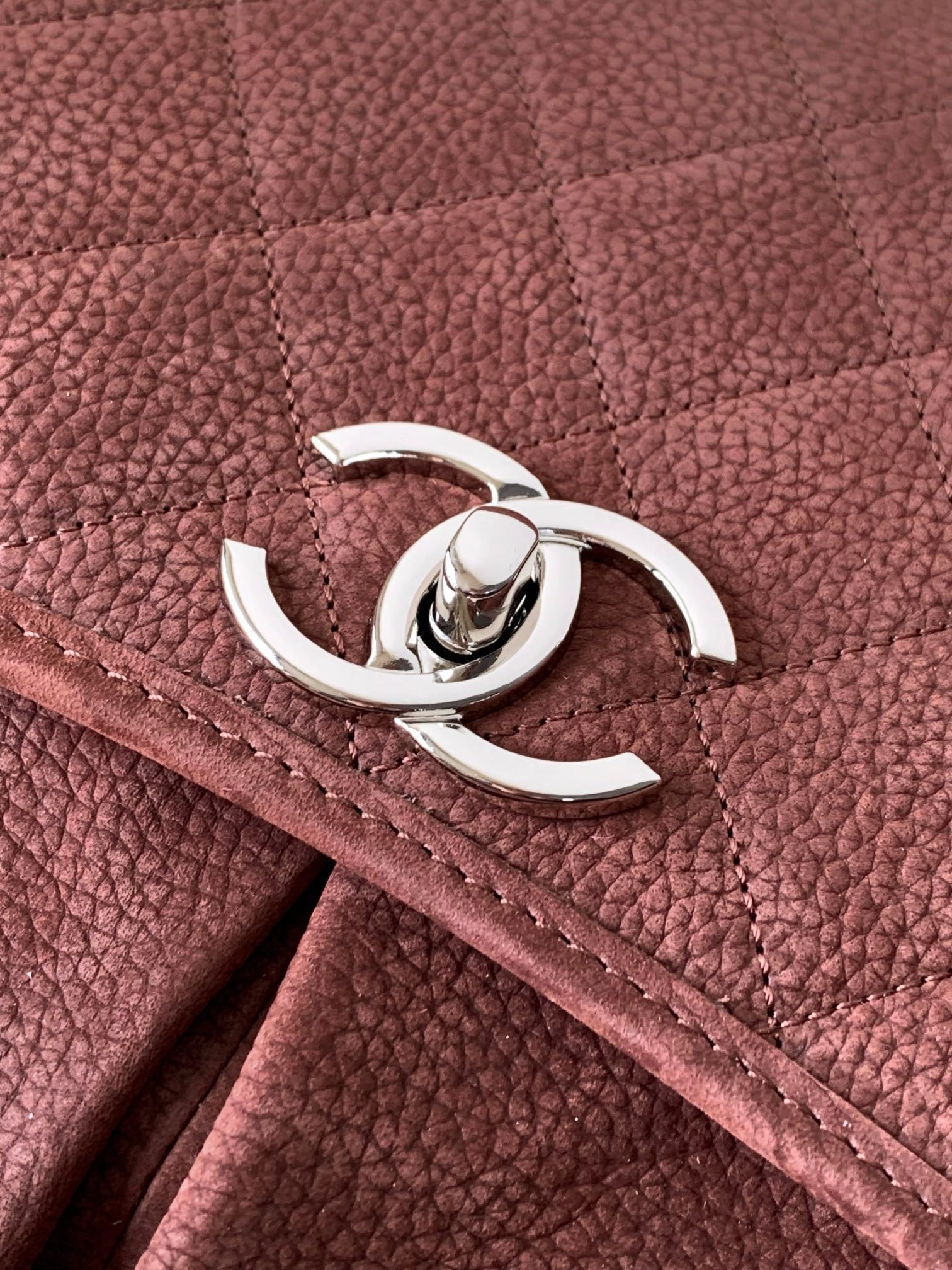 Ch**el Shopping Bag 34x25x10cm