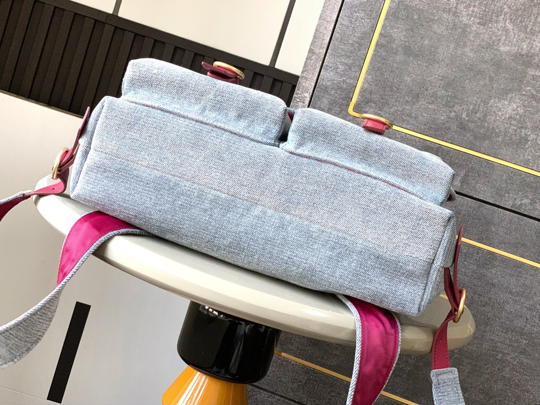 Ch**el Salzburg Backpack 29x29x12cm