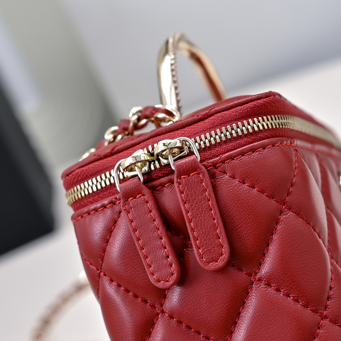 Ch**el Clutch With Chain 17cm