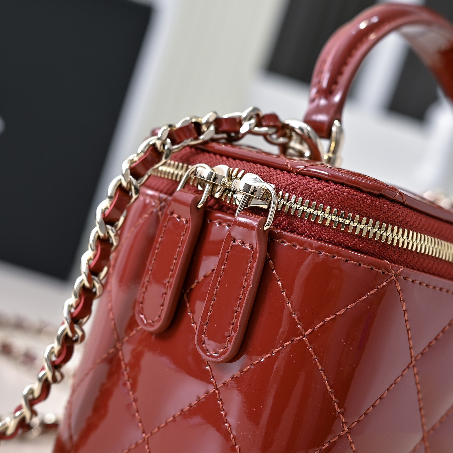 Ch**el Long Vanity with chain 16.5x10x8cm