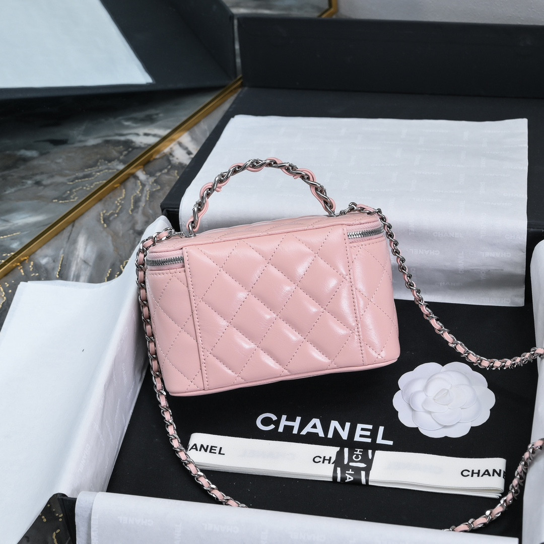 Ch**el Clutch With Chain 17x10x8cm