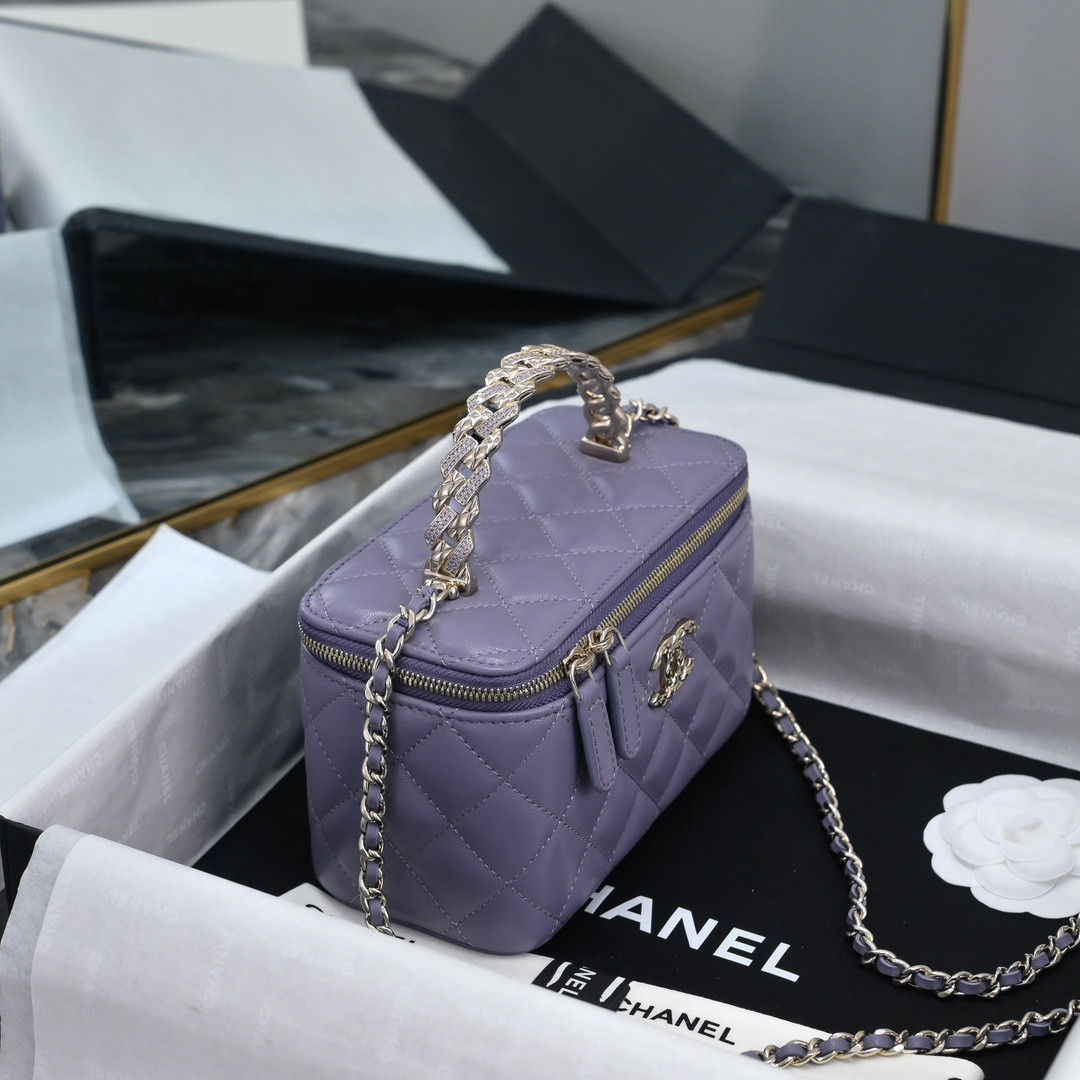 Ch**el Clutch With Chain 10x16x8cm