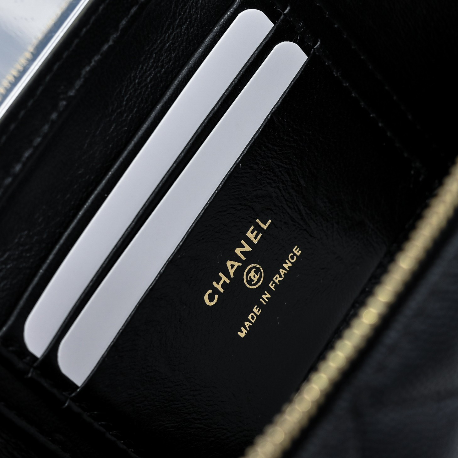 Ch**el Clutch With Chain 10x16x8cm