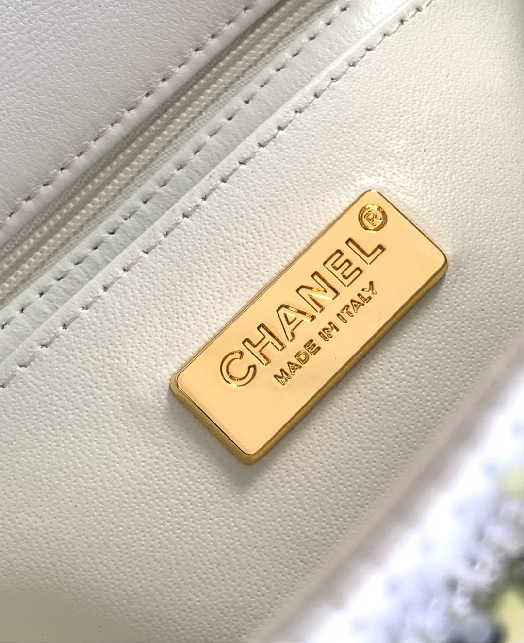 Ch**el Flap Bag 14x21x8cm