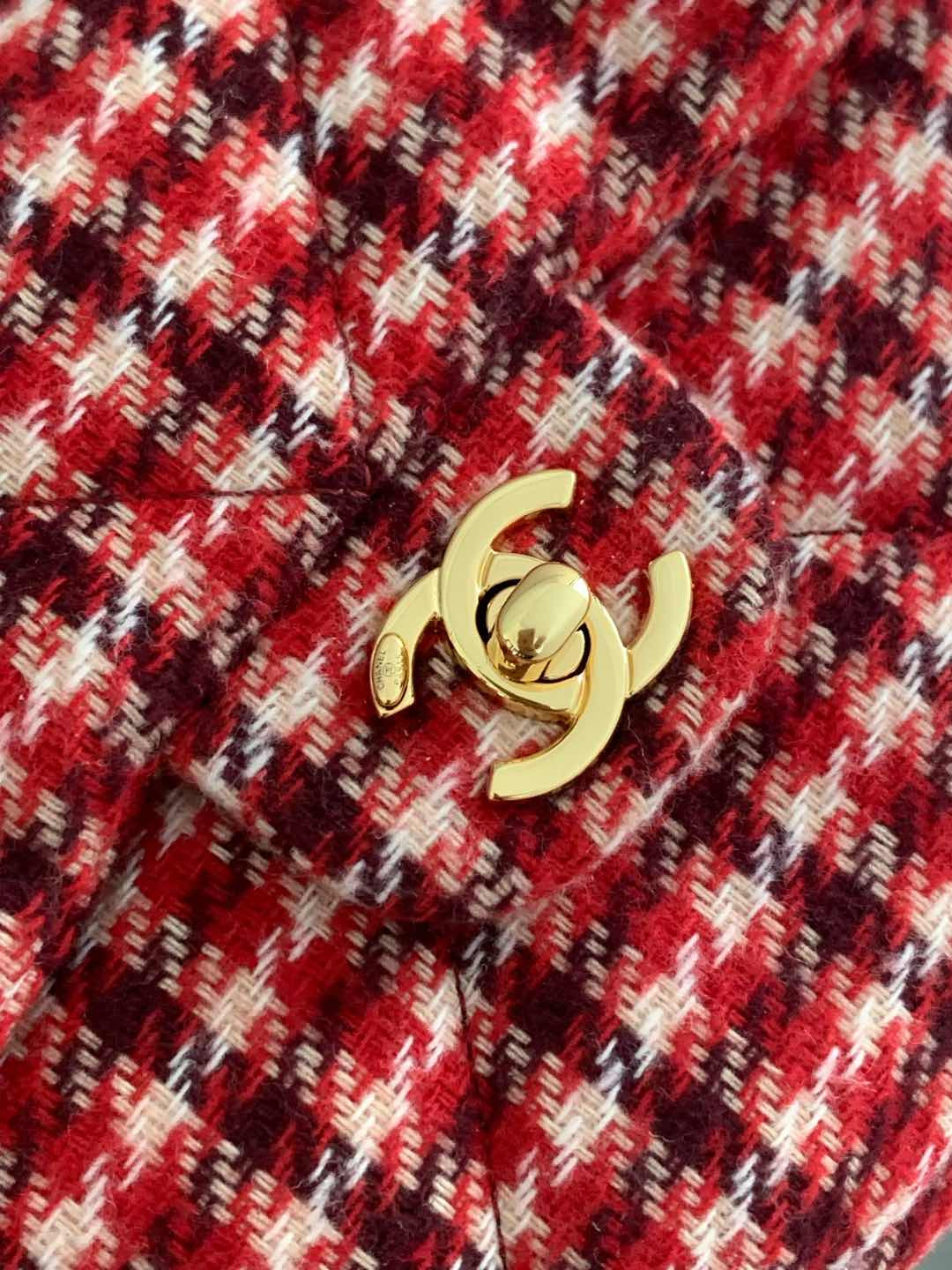 Ch**el Large Hobo Bag 18x30x8cm