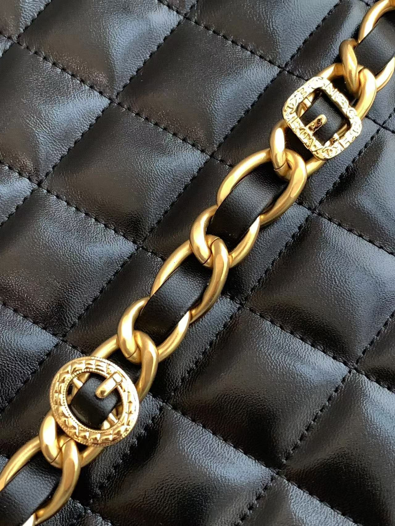 Ch**el Baguette Clutch 38x18x4cm