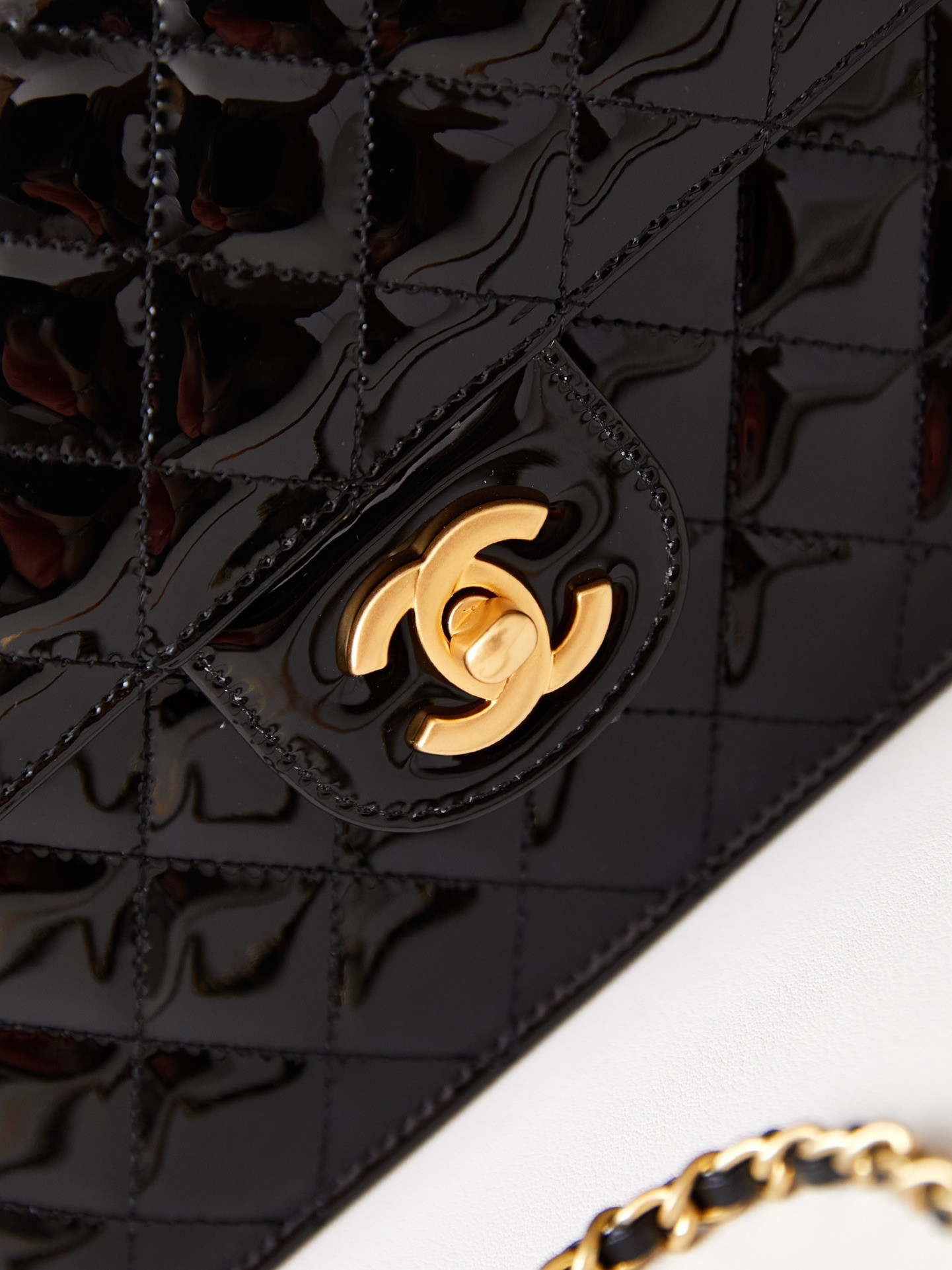 Ch**el 23K Box bag 15.5x20x7.5cm