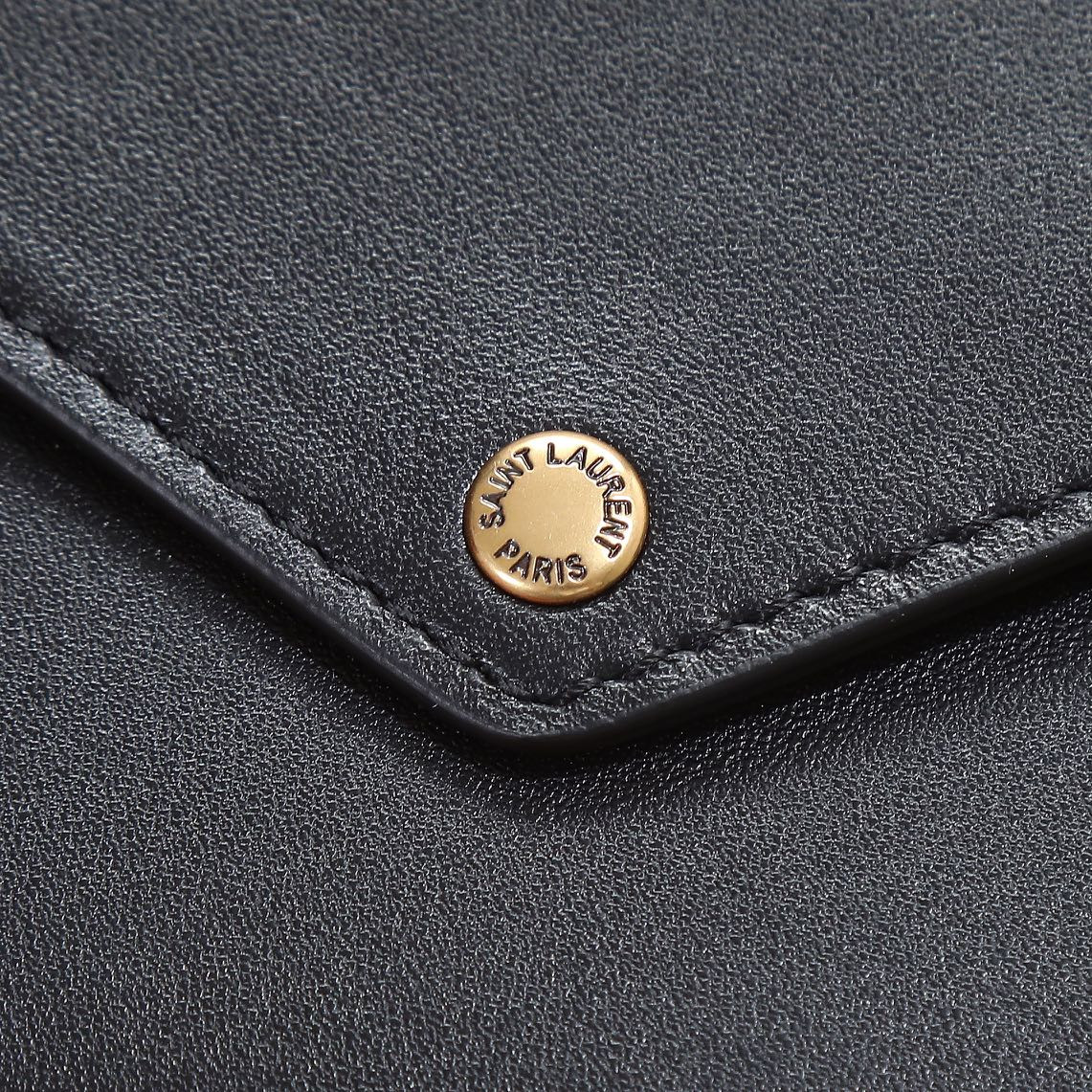 Y51 LOULOU medium in MATELASSÉ lambskin 29x17x8cm