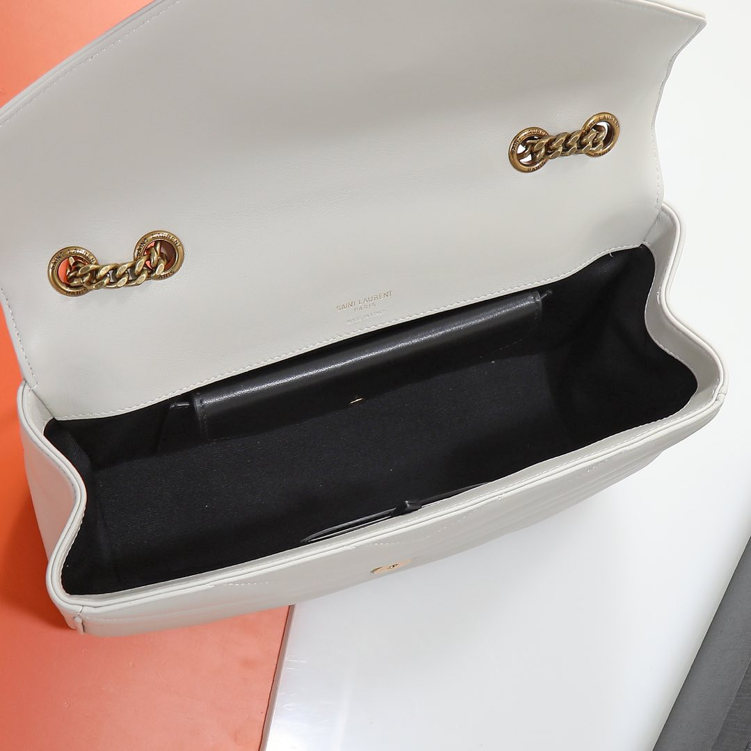 Y51 LOULOU medium in MATELASSÉ lambskin 29x17x8cm