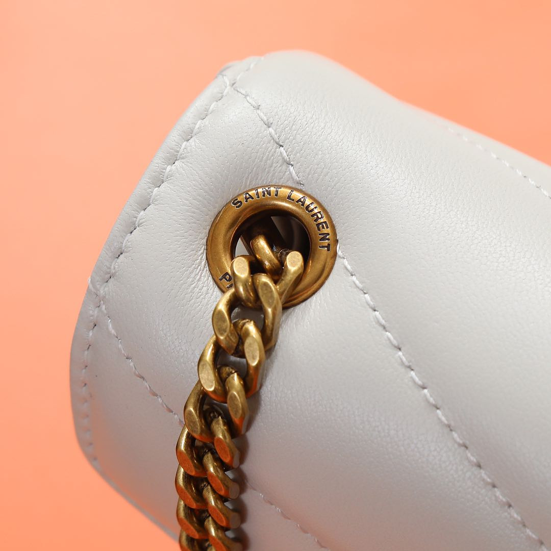 Y51 LOULOU MINI in lambskin 20X12X5cm