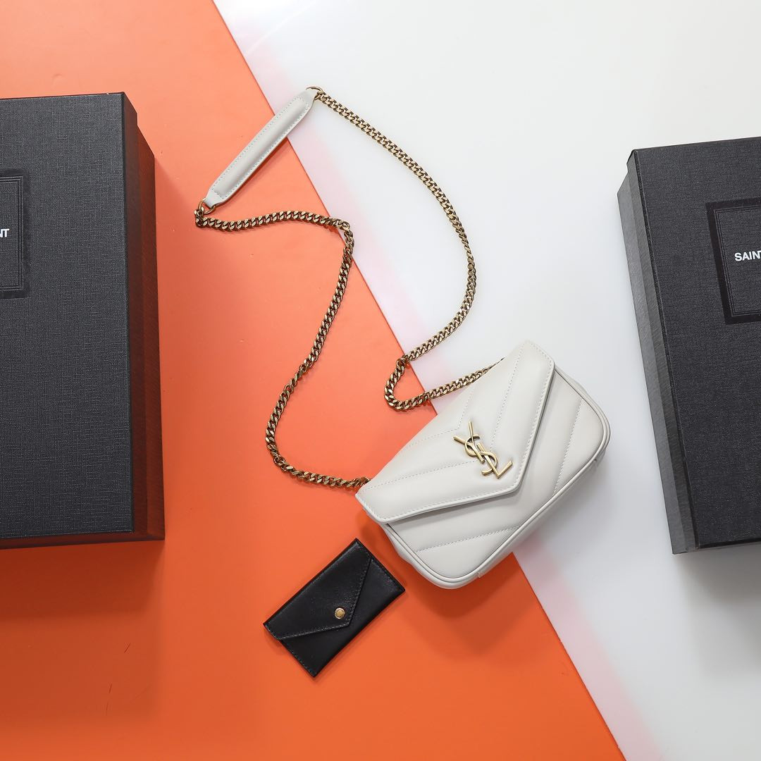 Y51 LOULOU MINI in lambskin 20X12X5cm