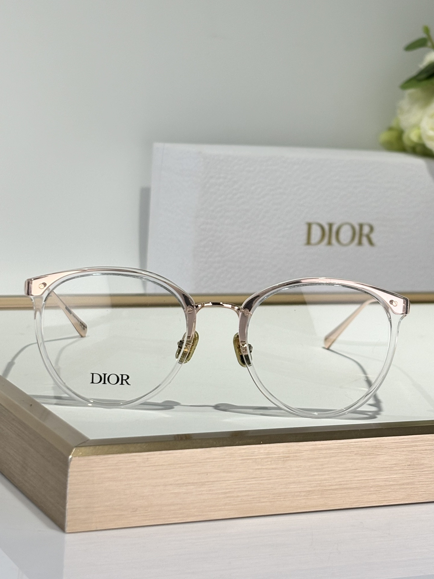 D10r Glasses Mini CD A6L 51-20-145