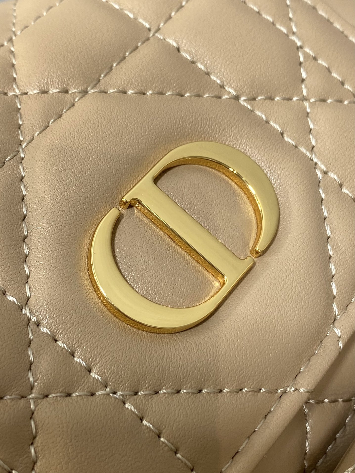 D10r CARO Backpack 20x8x18cm