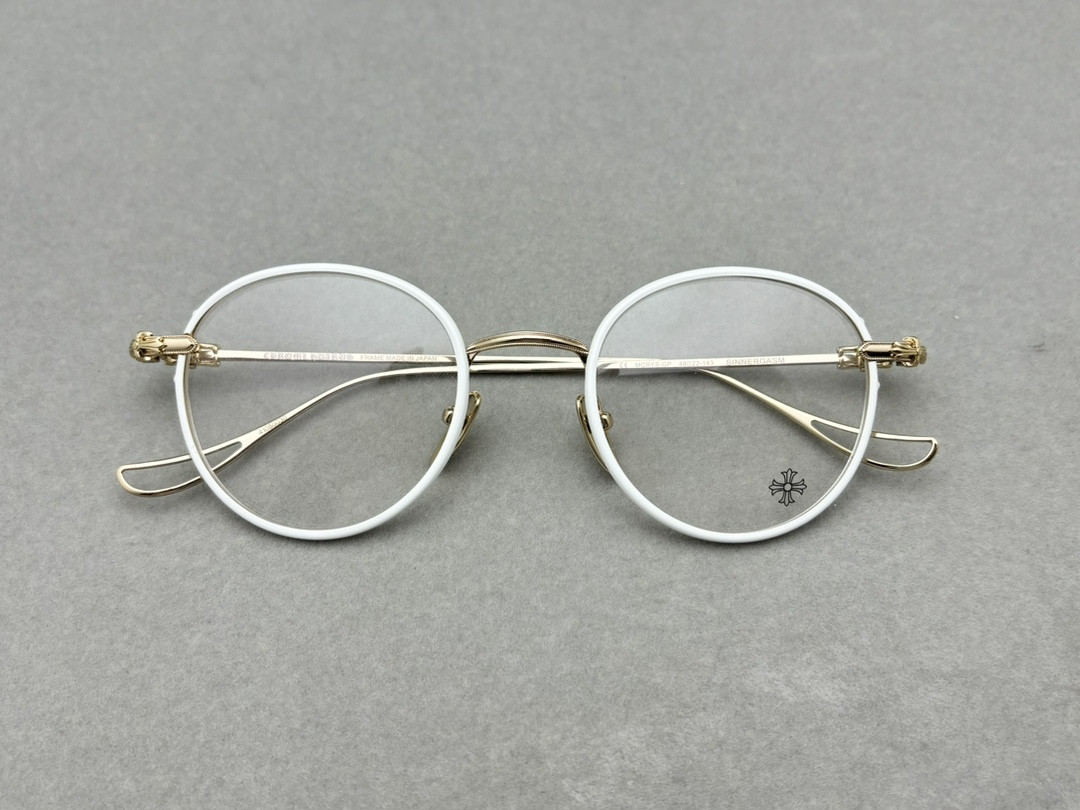 Ch*0me He**ts Glasses MBKAS 48-22-143