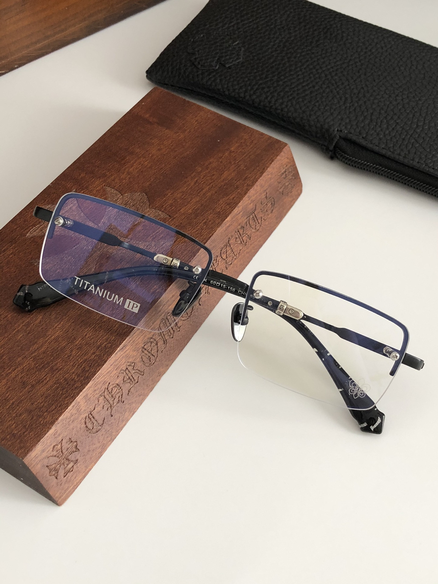 Ch*0me He**ts Glasses CH8289 60-15-156