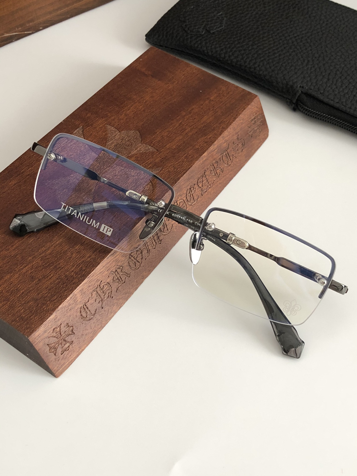 Ch*0me He**ts Glasses CH8289 60-15-156